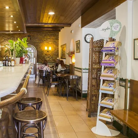 La Violeta & Chill Out Hotell 4*